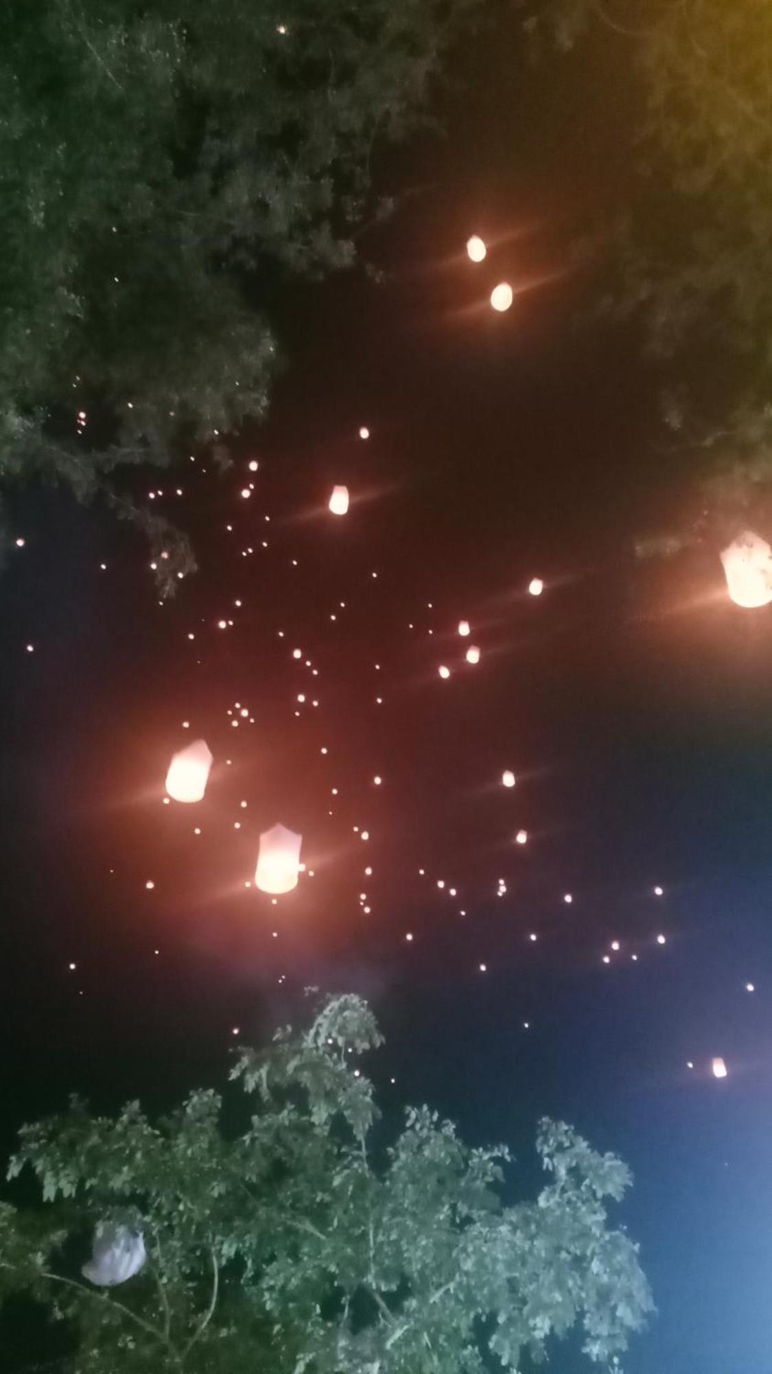 Three Moon Apartment Doi Saket Bagian luar foto