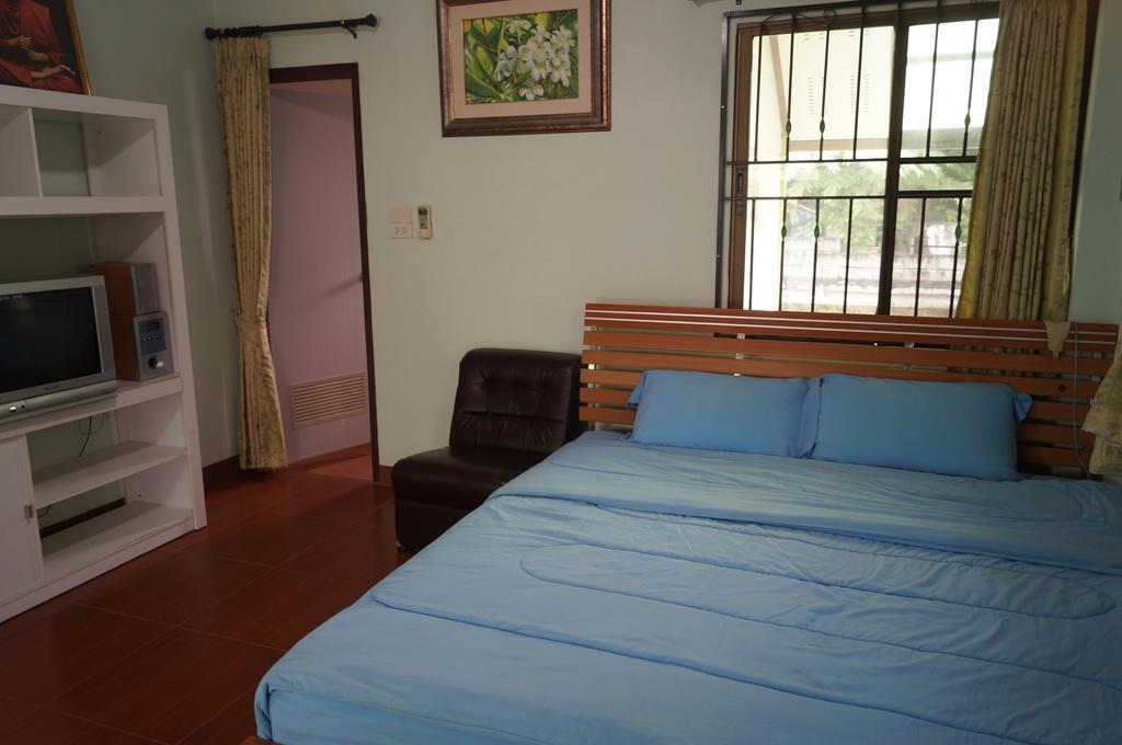 Three Moon Apartment Doi Saket Bagian luar foto
