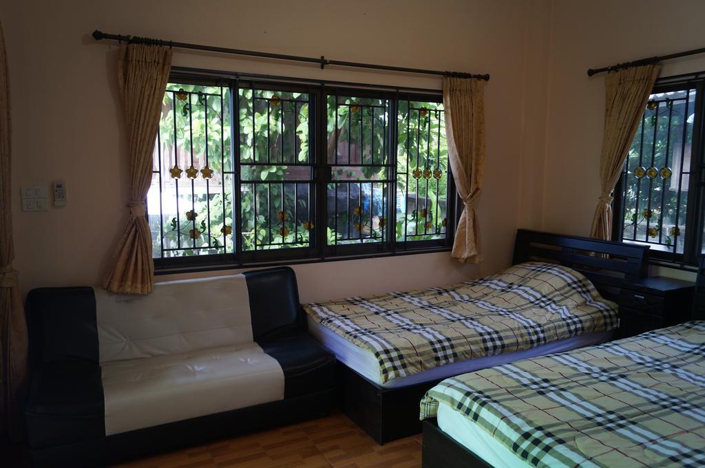 Three Moon Apartment Doi Saket Bagian luar foto