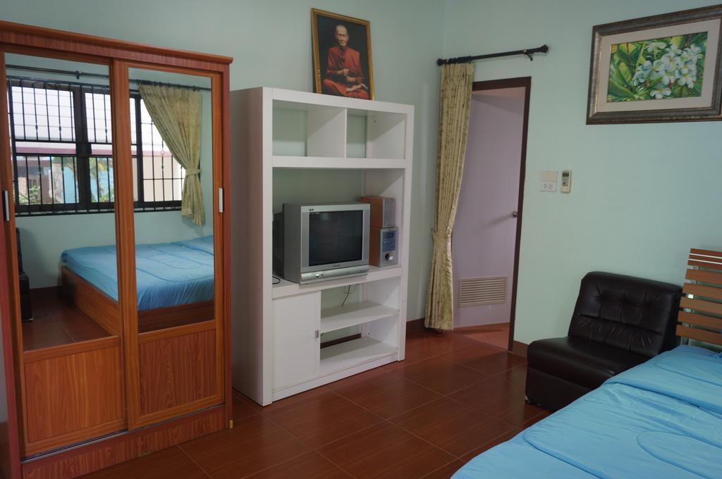 Three Moon Apartment Doi Saket Bagian luar foto