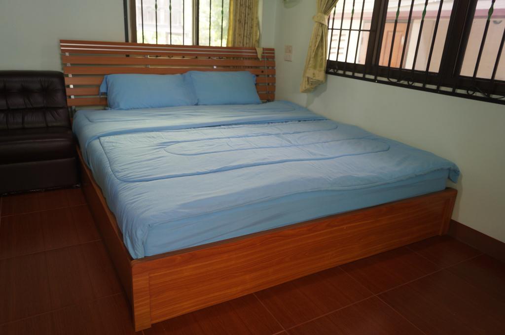 Three Moon Apartment Doi Saket Bagian luar foto