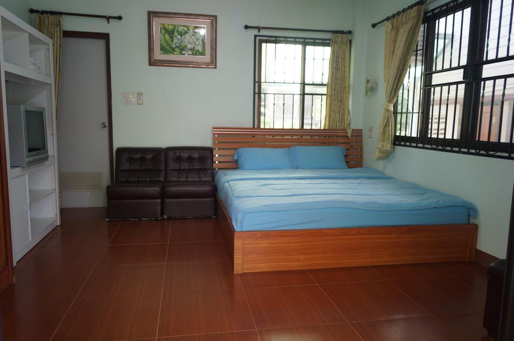 Three Moon Apartment Doi Saket Bagian luar foto